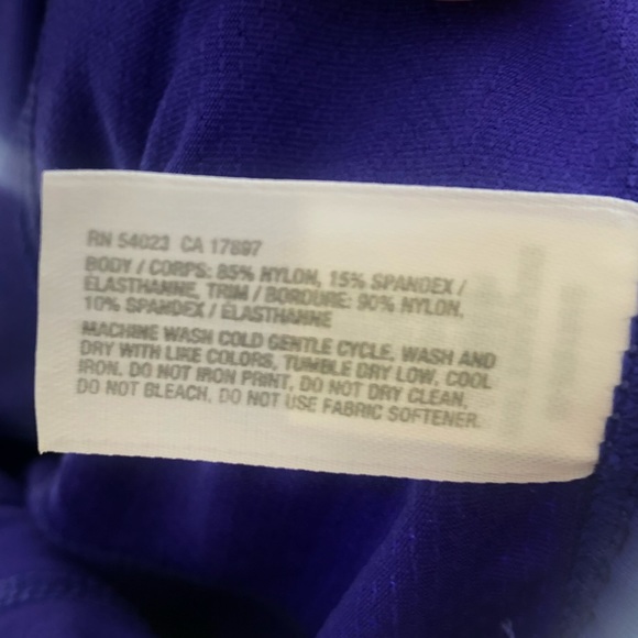 Gap Fit Tank - Picture 6 of 6